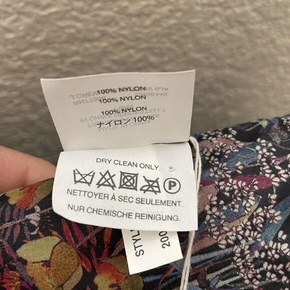 J Crew Liberty Floral Puffer Scarf Wrap Flowers Quilted Shawl New NWT - Picture 5 of 6